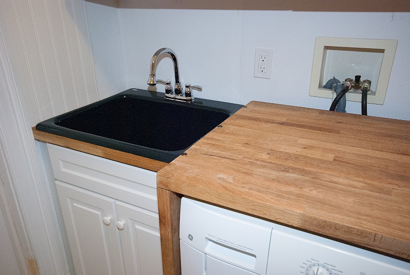 DSC_0164.jpg - I will be adding a beadboard backsplash behind the sink and a beadboard panel that will float in front of the wall utilities.