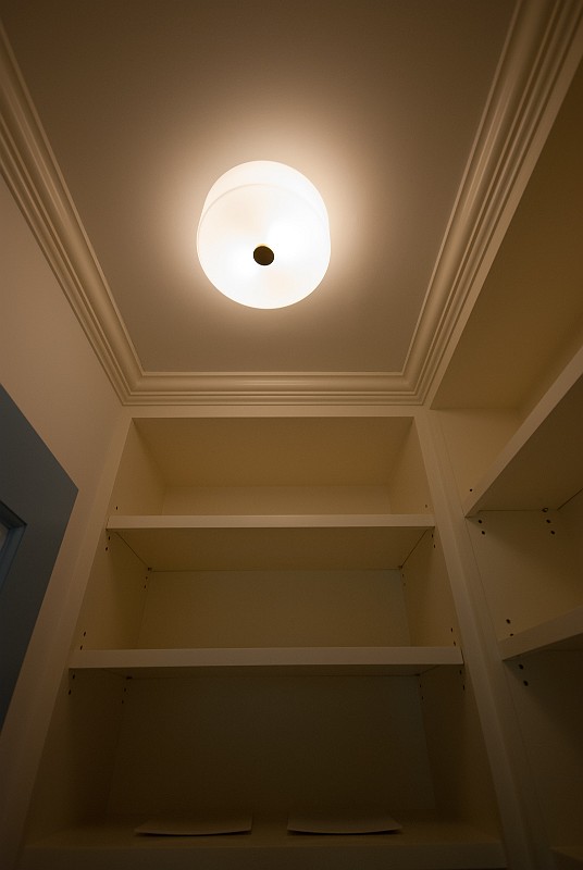 DSC_2526.jpg - The 2nd floor hall closet finally gets a light fixture.