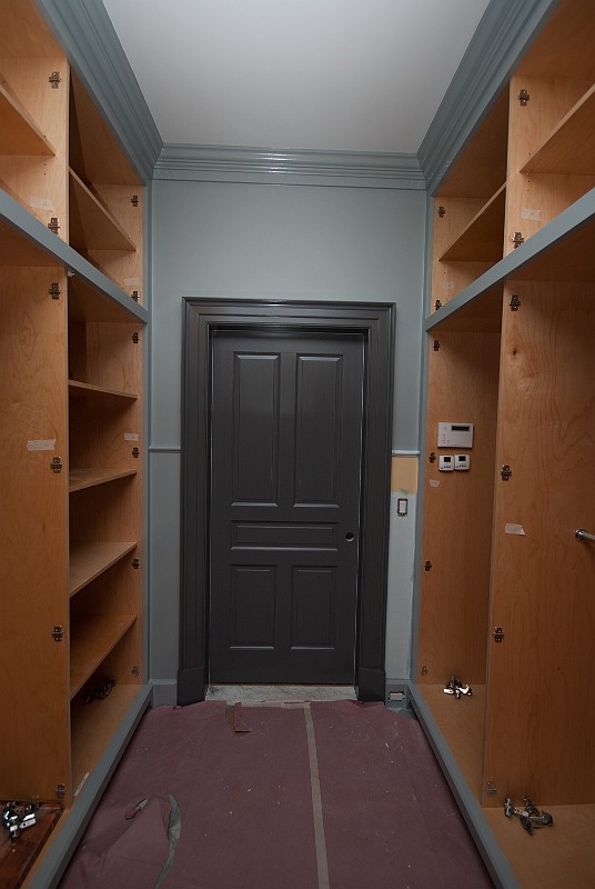 DSC_2625.jpg - Arctic Seal again with Subway Tile walls.